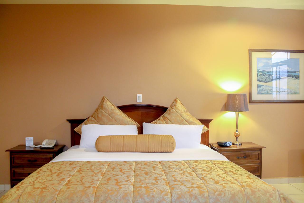 Hotel Monteolivos Сан Педро Сула Екстериор снимка
