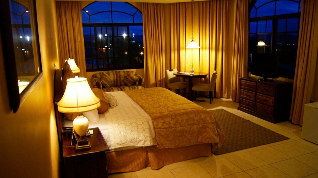 Hotel Monteolivos Сан Педро Сула Екстериор снимка